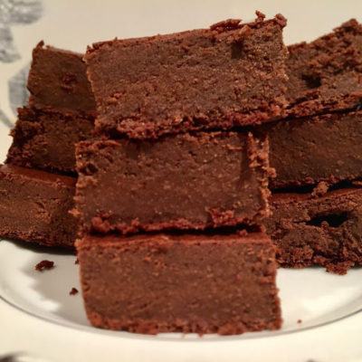 Trim Healthy Mama Brownie Fudge